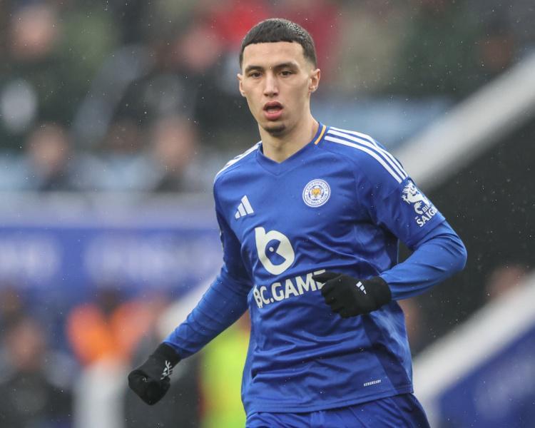 记者:水晶宫引进莱斯特城前锋埃尔哈努斯的交易破裂