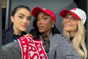 太阳报:萨卡&特罗萨德女友到伯纳乌为球队助威,合影留念