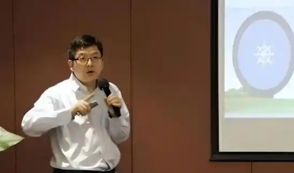 开云官网-复旦大学教授再发争议言论,透露自己已“安全退休”,实现“财富自由”