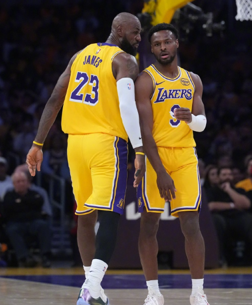 开云-布朗尼5分2篮板4助攻，他已经证明自己不靠詹姆斯也能立足NBA！